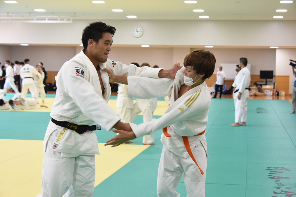 Photo of randori freestyle training with Ryunosuke Haga