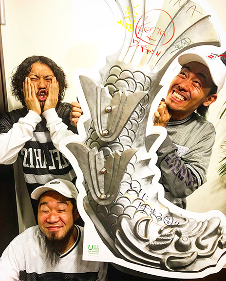 Wanimaが熊本城のしゃちほこ復活にお祝いフォト 日本財団