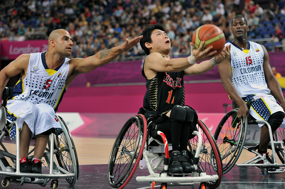Photo showing wheelchair basketball players at the Paralympic Games.