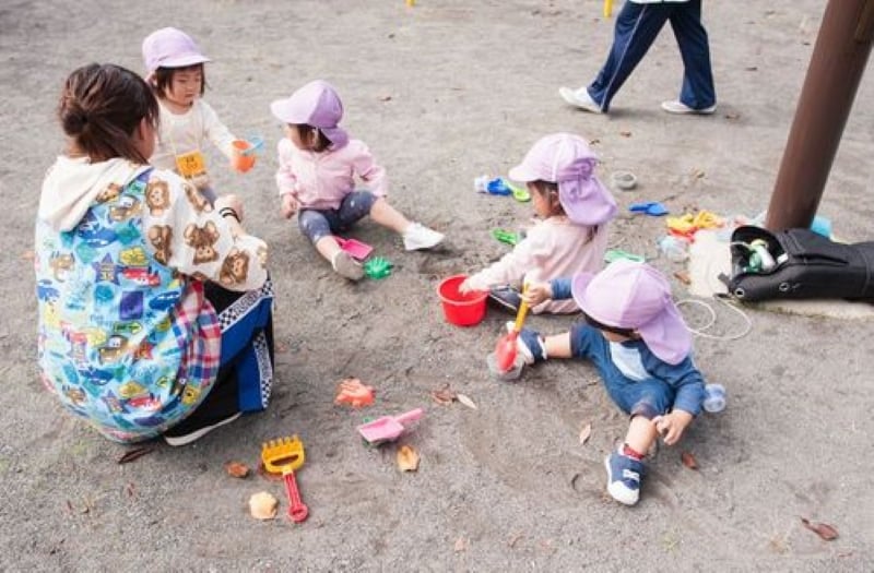 写真:子どもたちが遊ぶ様子