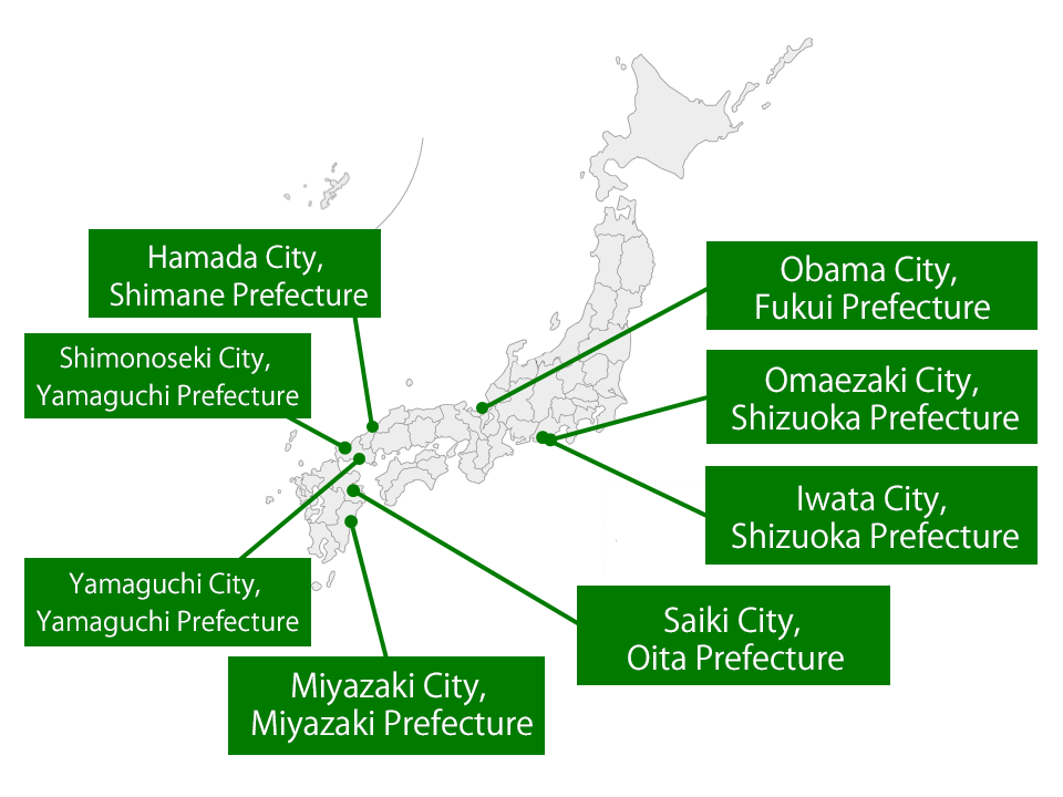 Map of Japan map showing Nagisa-no-Koban locations. Shimado Nagisa-no-Koban (Shimonoseki City, Yamaguchi Prefecture); Nagisa-no-Koban Omaezaki (Omaezaki City, Shizuoka Prefecture); Nagisa-no-Koban Obama (Obama City, Fukui Prefecture); Iwata Nagisa-no-Kyouryukan (Iwata City, Shizuoka Prefecture); Hazako Nagisa-no-Koban (Saiki City, Oita Prefecture); Aoshima Beach Center Nagisa-no-Koban (Miyazaki City, Miyazaki Prefecture); Kiraraizu Nagisa-no-Koban (Yamaguchi City, Yamaguchi Prefecture); Hamada Nagisa-no-Koban (Hamada City, Shimane Prefecture)