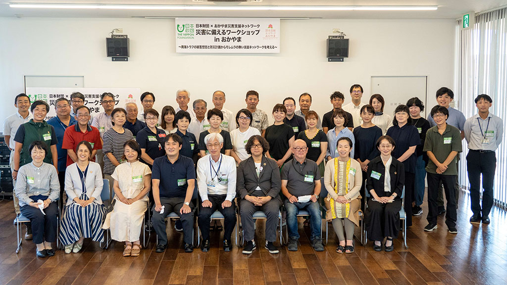 写真:全体記念撮影