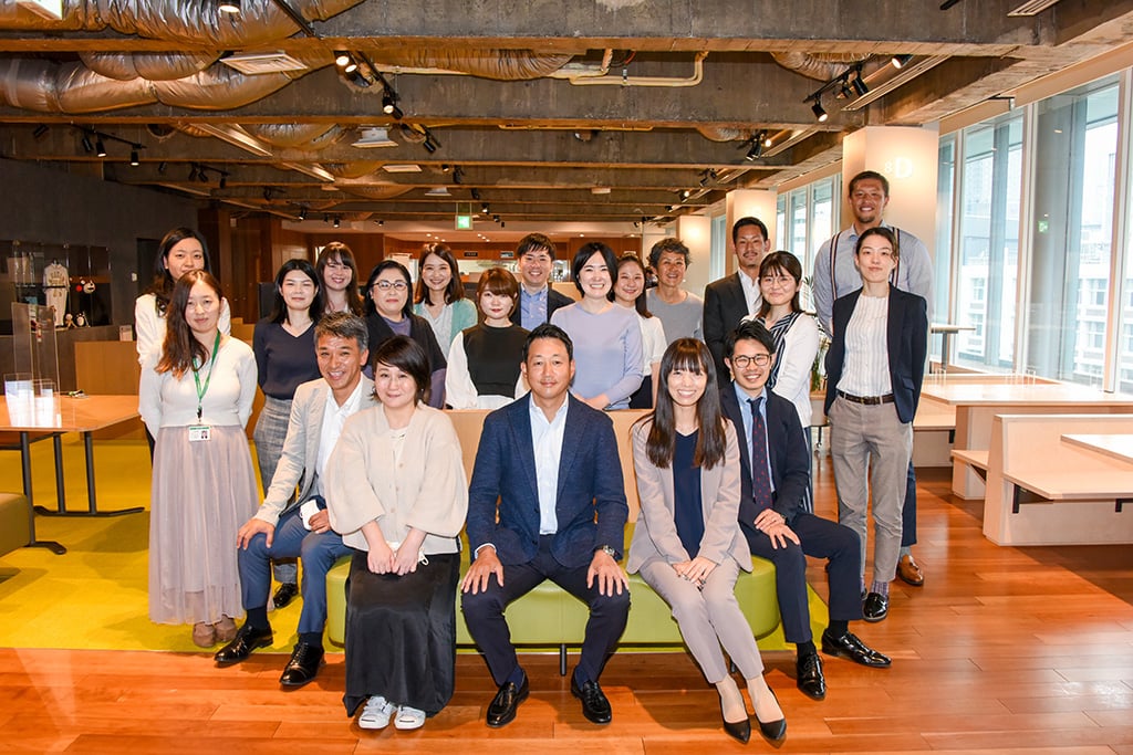 役職員集合写真 | 日本財団