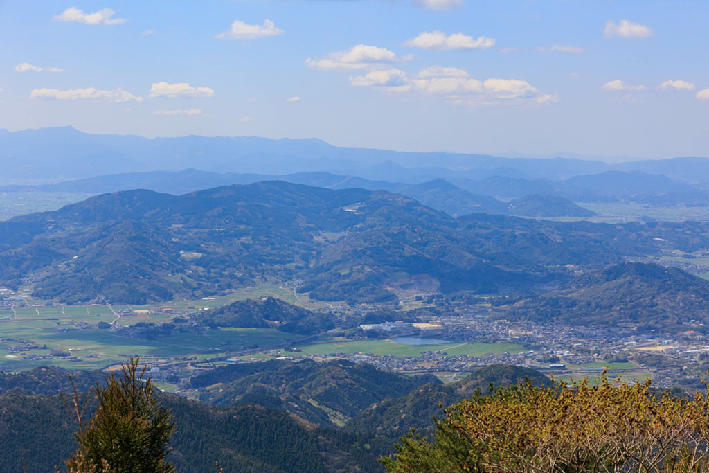 Photo of Ogi and Taku cities taken from nearby Mt. Tenzan