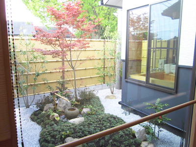 画像：自然を感じる空間や工夫のイメージ 中庭2