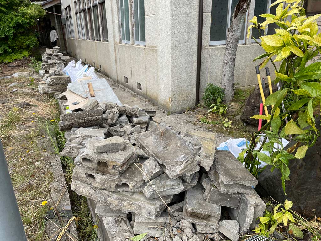 画像：石川県能登地方珠洲市での地震により倒壊した塀