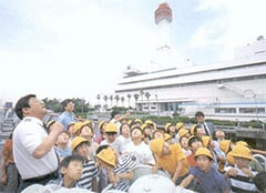 写真:来館した子どもたちの様子