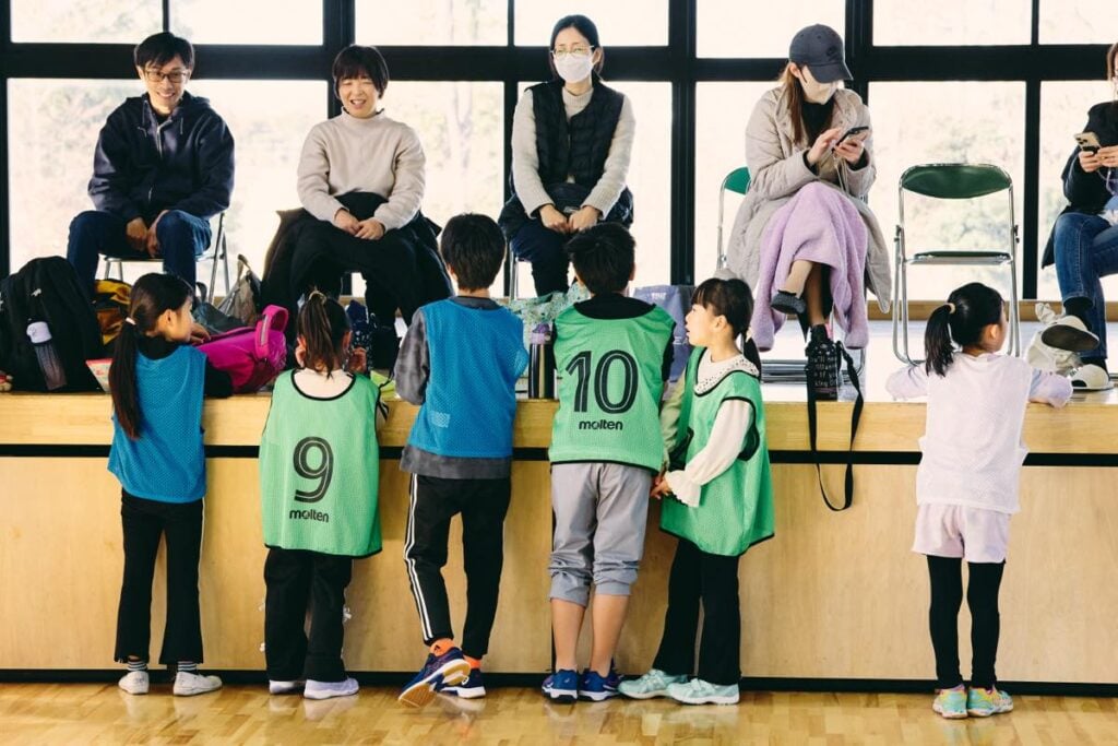 千葉県で開催されたスポーツ教室に参加した子どもたちと保護者の皆さん