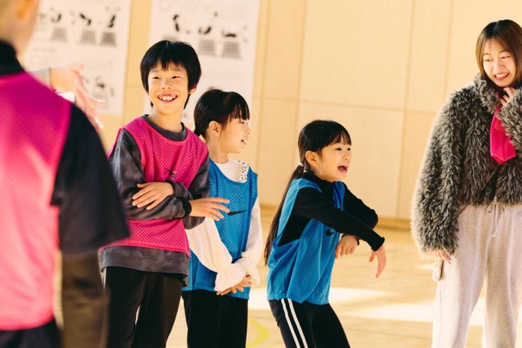 S.C.P. Japan主催のスポーツ教室に参加する子どもたちの様子